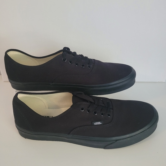 Vans black Shoes Sneakers  No 72136 Size 12 US Free Shoe bag enclosed - Picture 5 of 9